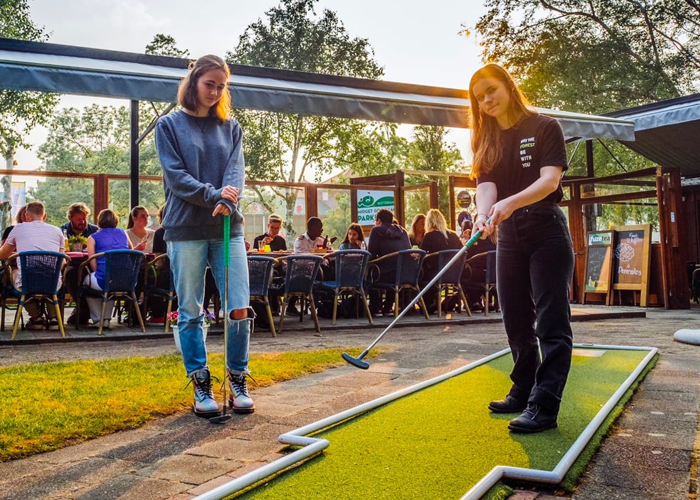 midgetgolf